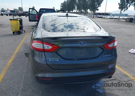 2016 Ford Fusion Titanium Phev from USA, damaged, VIN 3FA6P0SU8GR283723